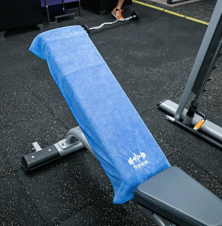 Quick-Dry Fitness Towel – Super Absorbent & Lightweight